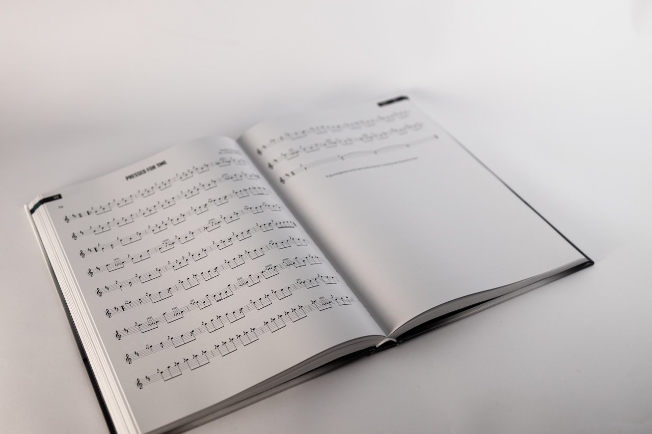 PREMIUM *SIGNED* + CEÒL BEAG VOL. 1 + LIMITED EDITION STICKER - Modern Piping